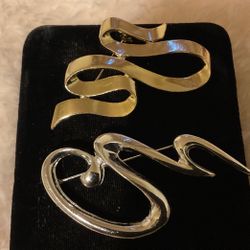 Silver And Gold Tone Brooches 