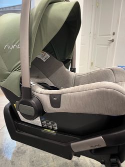 Nuna Rear Facing car seat