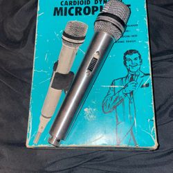 Vintage Realistic Cardioid Dynamic Microphone Mint Shape 40.00 Obo