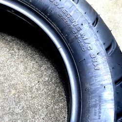 $179 OR MAKE AN OFFER :: NEW REAR TIRE FOR A MOTORCYCLE 