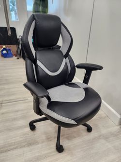 Black and Gray Gaming Office Chair