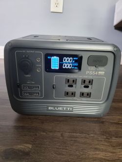 Bluetti PS54 700W Power Station