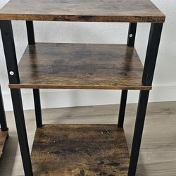 Mesa Auxiliar Madera - Side Table/Nightstand with a rustic brown finish and black metal frame. 