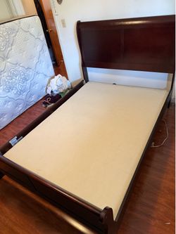 Wood Full Size Bed With Box Spring