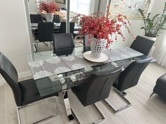 City Furniture Dinning Set