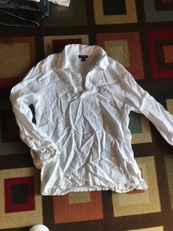 White long sleeve collard