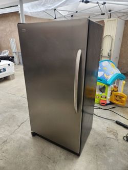 18 cu ft stainless steel upright freezer in excellent working condition