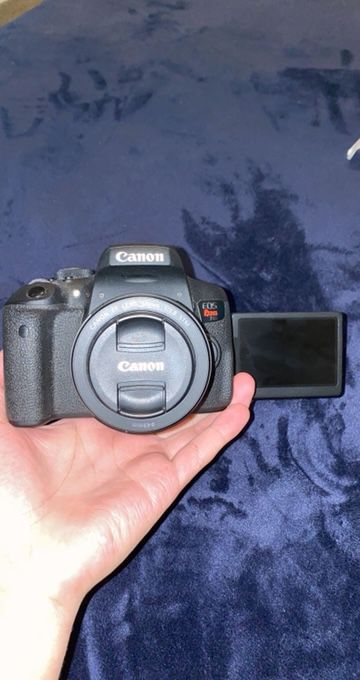 Canon Rebel T6i DSLR