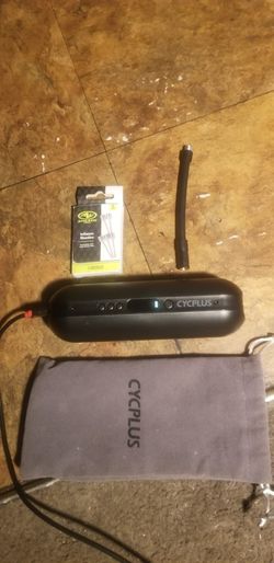 CYCPLUS A2 PRO RECHARGEABLE BIKE PUMP (150 PSI)