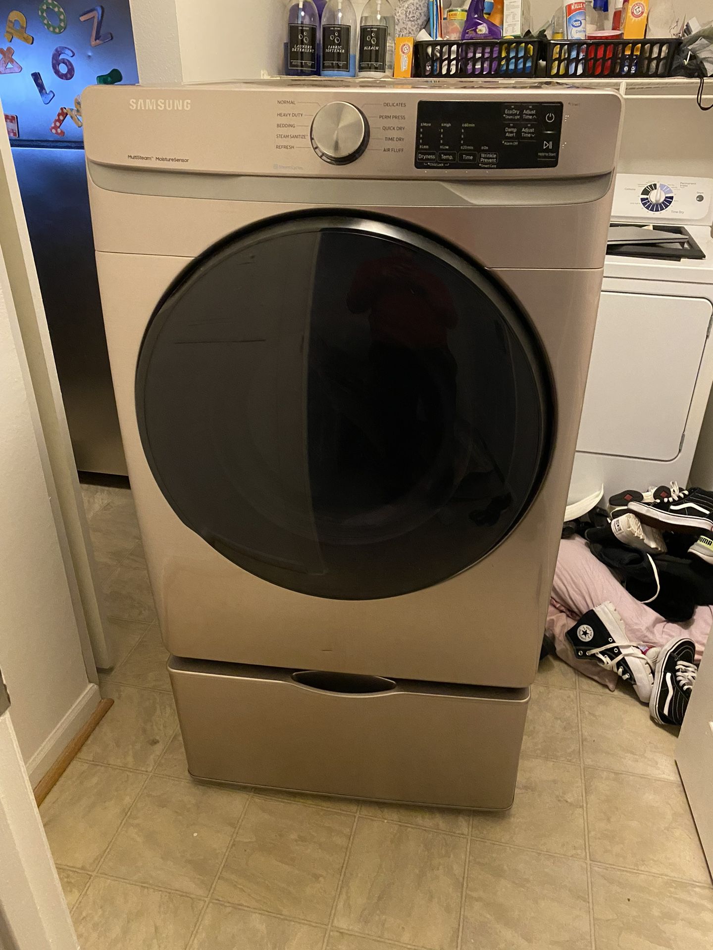 SAMSUNG WASHER AND DRYER W/ PULLOUT STORAGE 7.5 CU FT