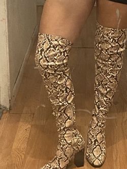 Snake Height knees Boots