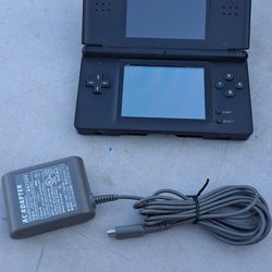 Nintendo DS lite