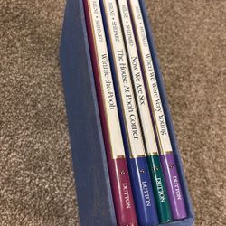 Winnie The Pooh Box Set-Books Almost Like New!