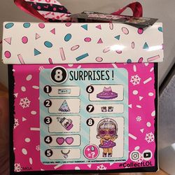 LOL Surprise present with 8 surprises - NEW 