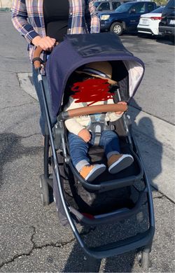 Uppababy Stroller $20