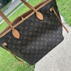 Louis Vuitton Tote