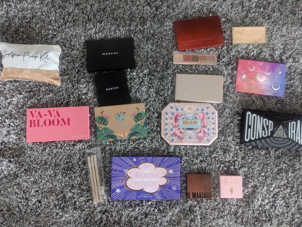 13 Pallette Bundle Worth $700+ 30 Piece Mystery Gift.