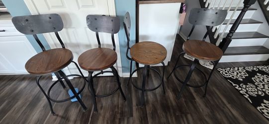 Swivel metal frame And wooden seat barstools