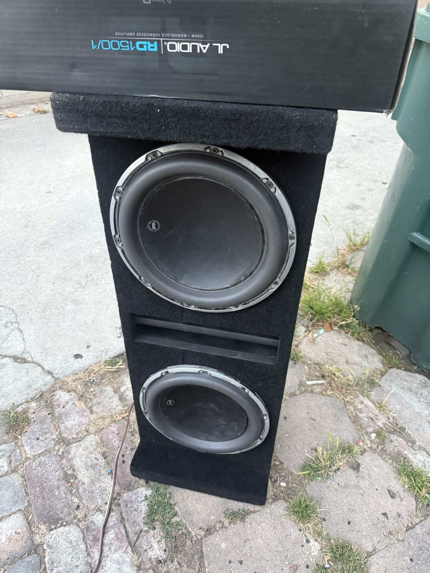 Jl Audio W6 12 Inch With custom Box