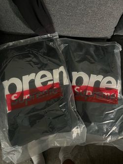 Supreme hoodie