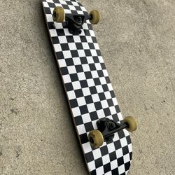 White Fang 31” Skateboard 