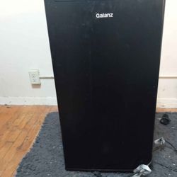 Mini Refrigerator 