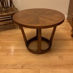 Lane End Table