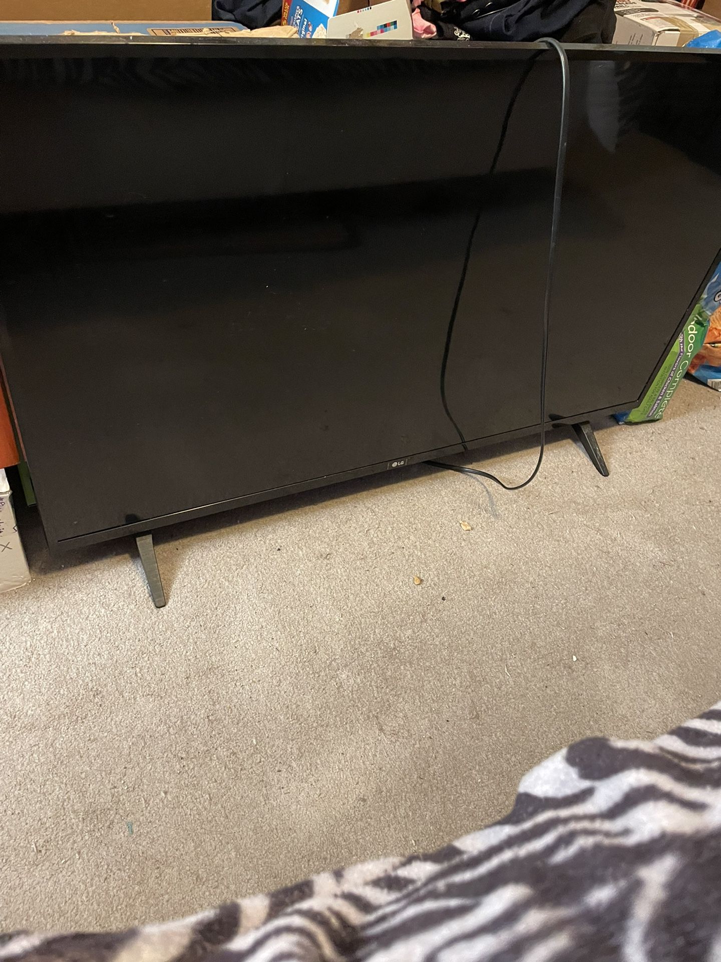 Lg Flat Screen