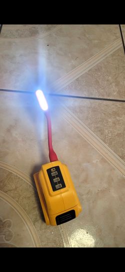 Dewalt USB adapter 12v,20v,60v , for 20v batteries