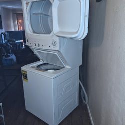 Stacked Washer & Dryer Combo -gas