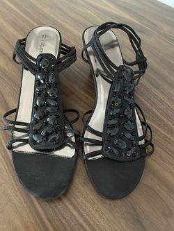 NATURALIZER black dressy wedges