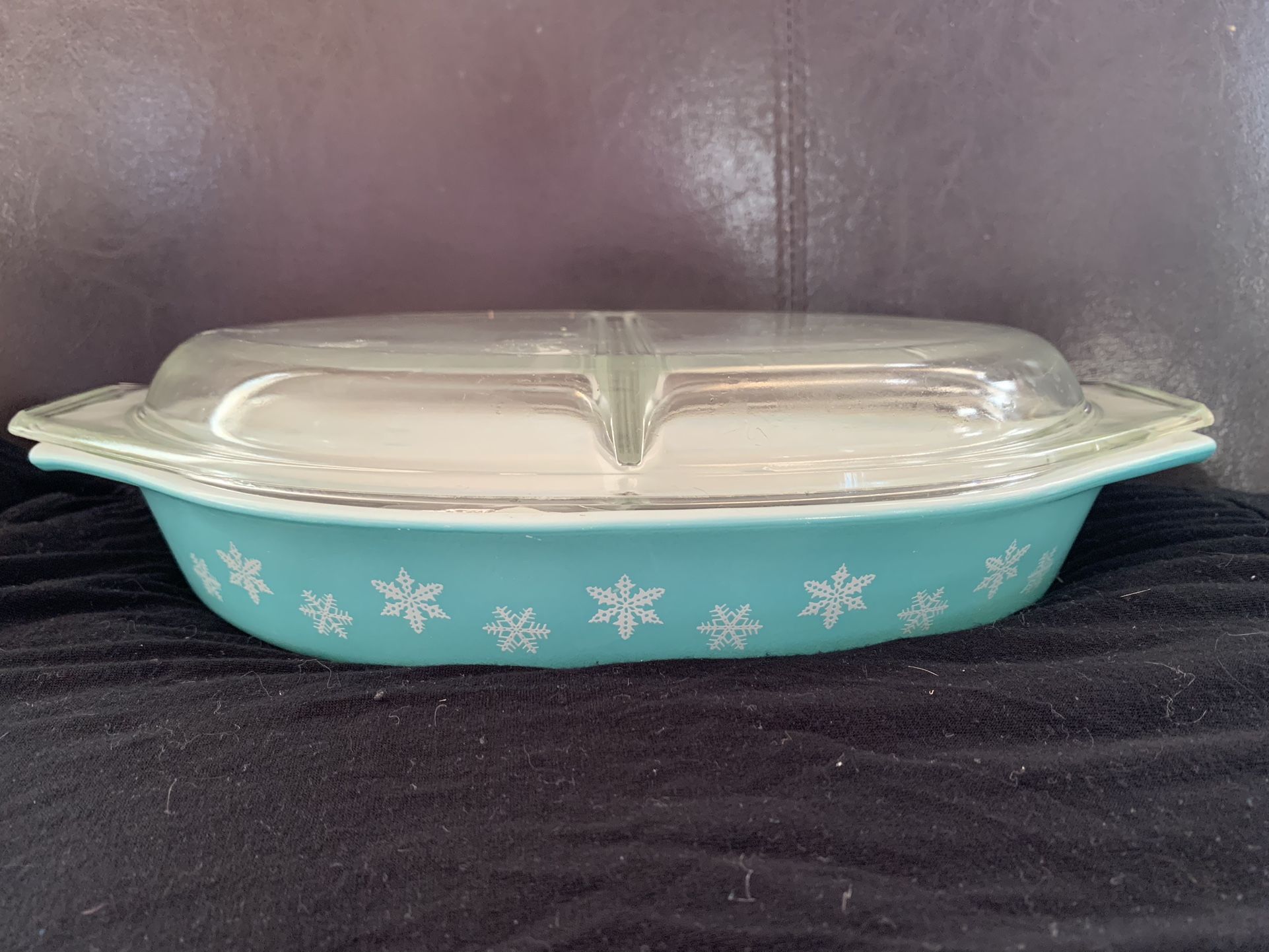 Vintage Pyrex Snowflake Casserole Split Dish