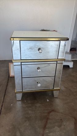 Night stand