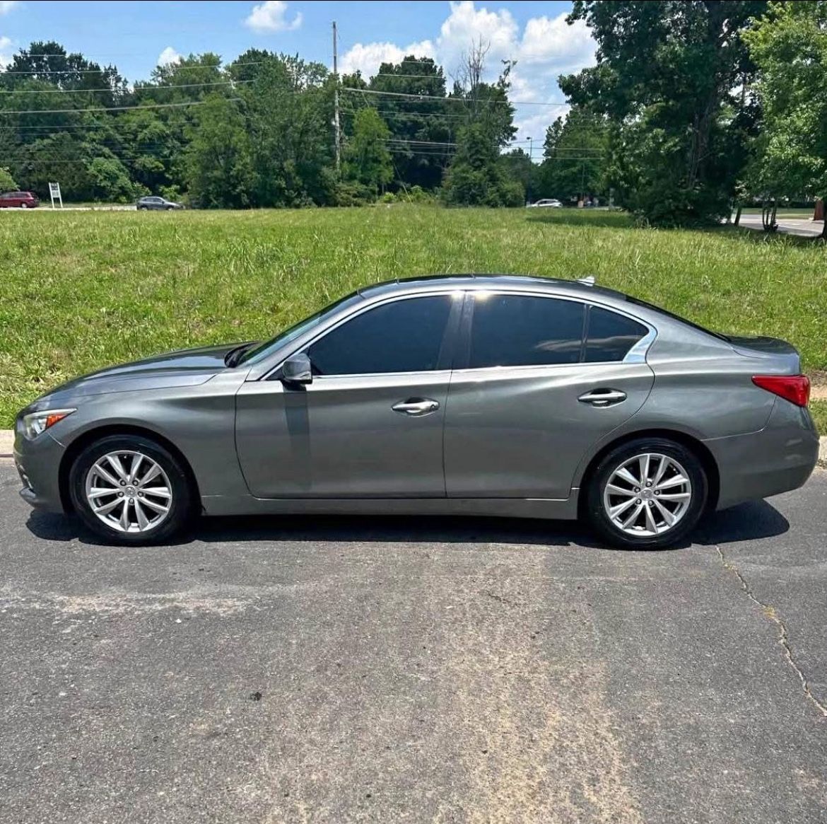2015 Infiniti Q50
