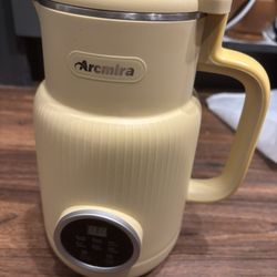 Arcira Soy Milk Maker / Blender – Good Condition
