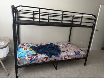 Bunk bed