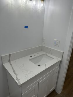 Fabrication & installation Kitchen Quartz, Granite, Marble.