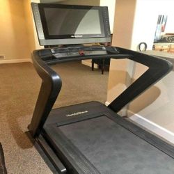 individual team Cardio Fitness Treadmill - Maintain Your Physical Health