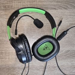 Turtlebeach Headphones, Mic, & Stand