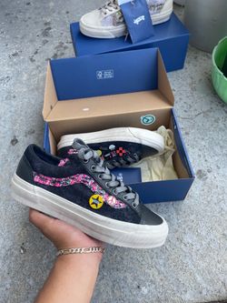 Black Souvenir Vans