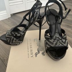 Burberry Leather Pumps Size 40, US9.5
