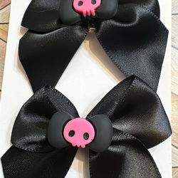 Skull Bow 