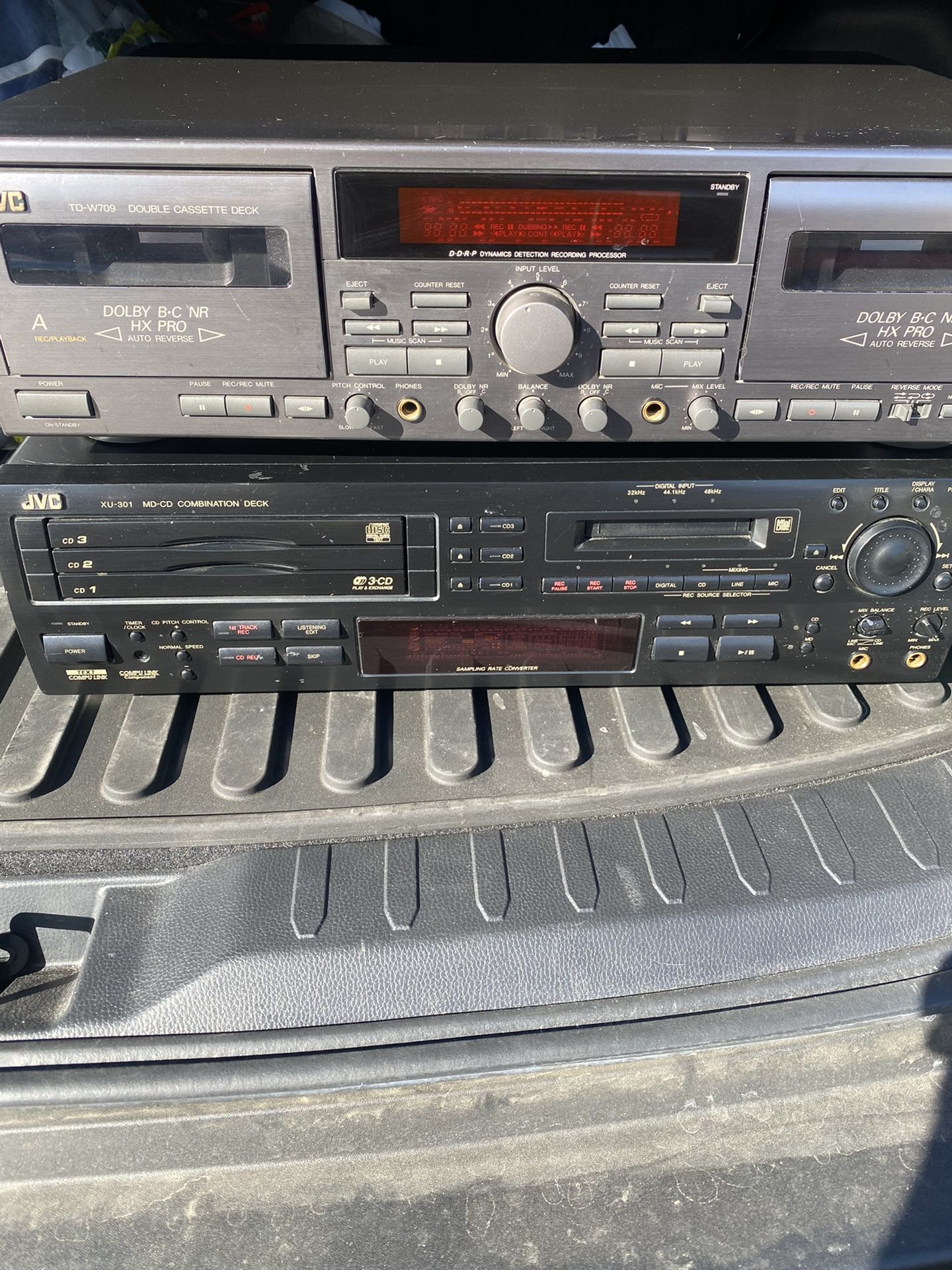 JVC XU-301 MD-CD Combination Deck & JVC TD-W709 Double Cassette Deck