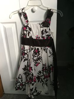Girls dresses