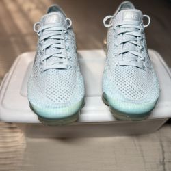 Women’s Nike Air VaporMax ‘Ice Flash’ Size 7 