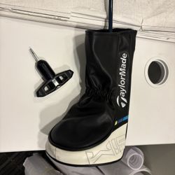 Taylor Made SIM MAX Driver 