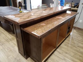 Custom Bar