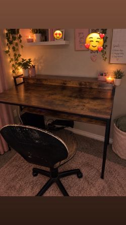 Rustic wood table