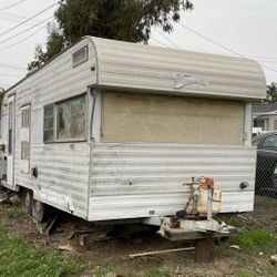 Camping Trailer Vintage Fireball 
