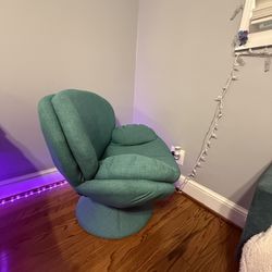 Spinning Chair and Ottomon